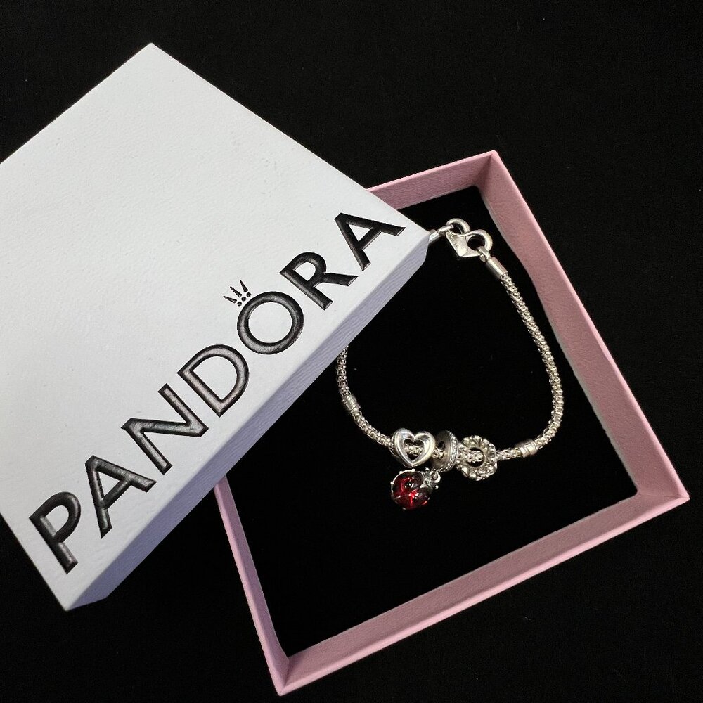 Pandora 925 Sterling Silver Heart and Keyhole 7" Bracelet with Charms w/ Box